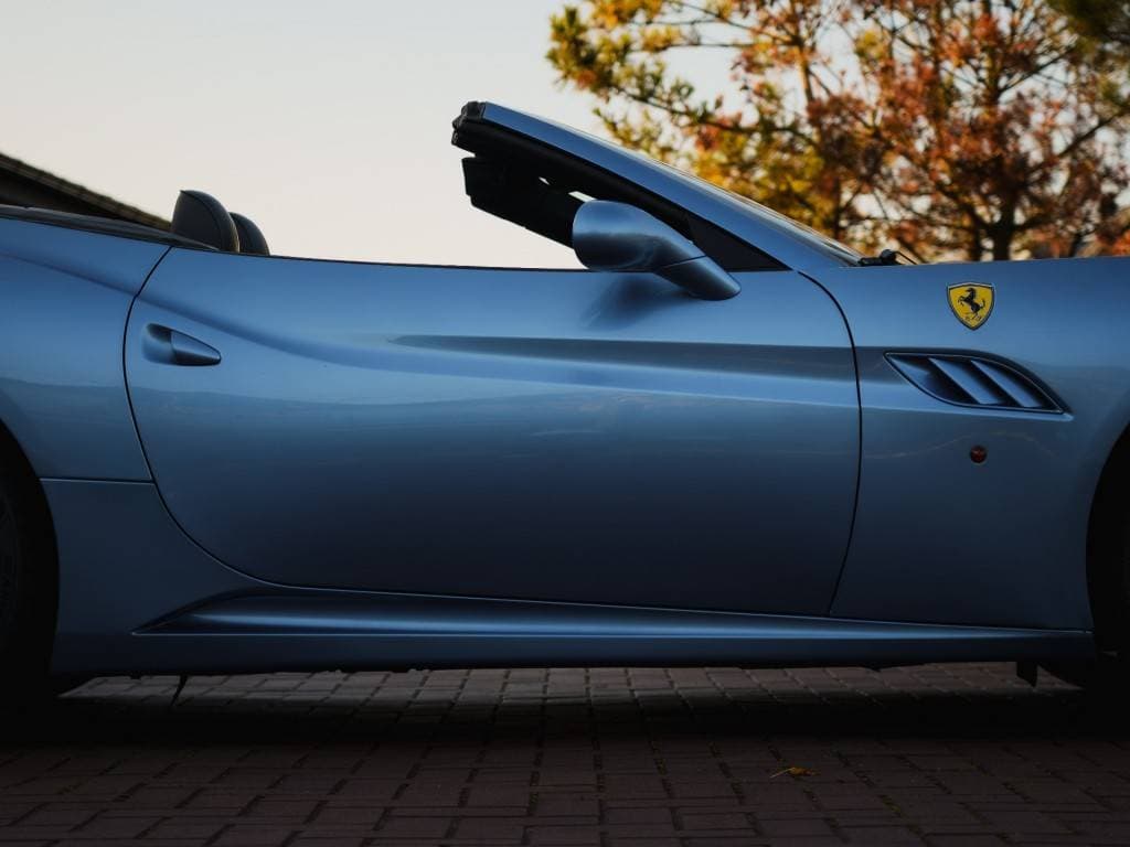 2010 Ferrari CALIFORNIA - 18
