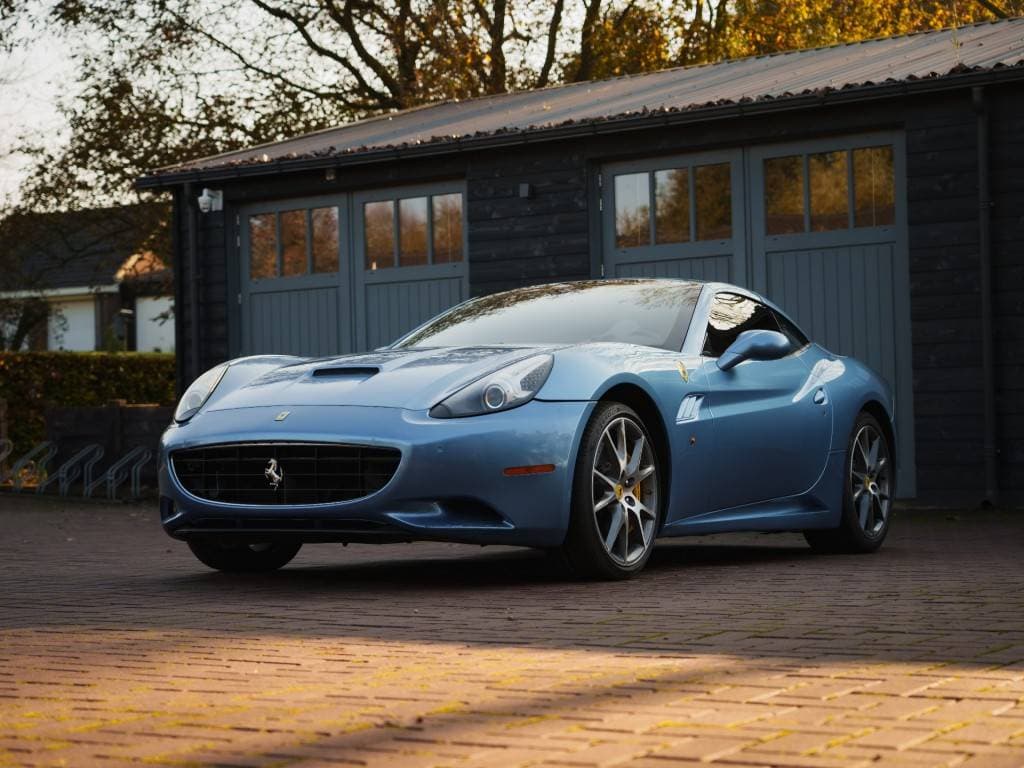 2010 Ferrari CALIFORNIA - 2