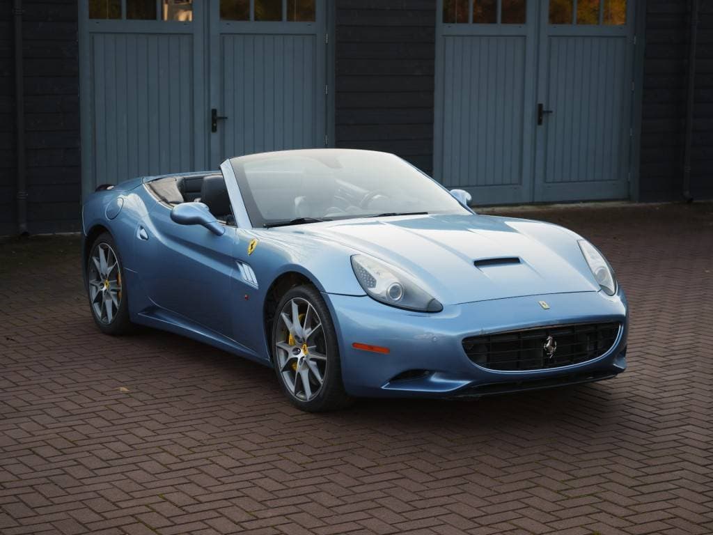 2010 Ferrari CALIFORNIA - 7