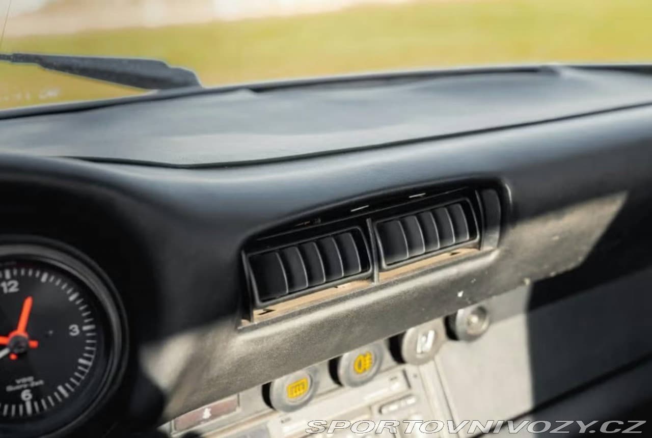 1985 Porsche 911 - 13