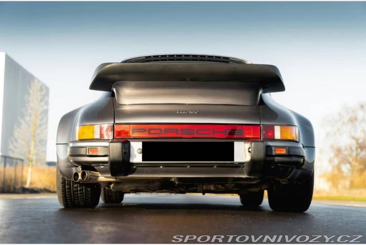 1985 Porsche 911 - 2