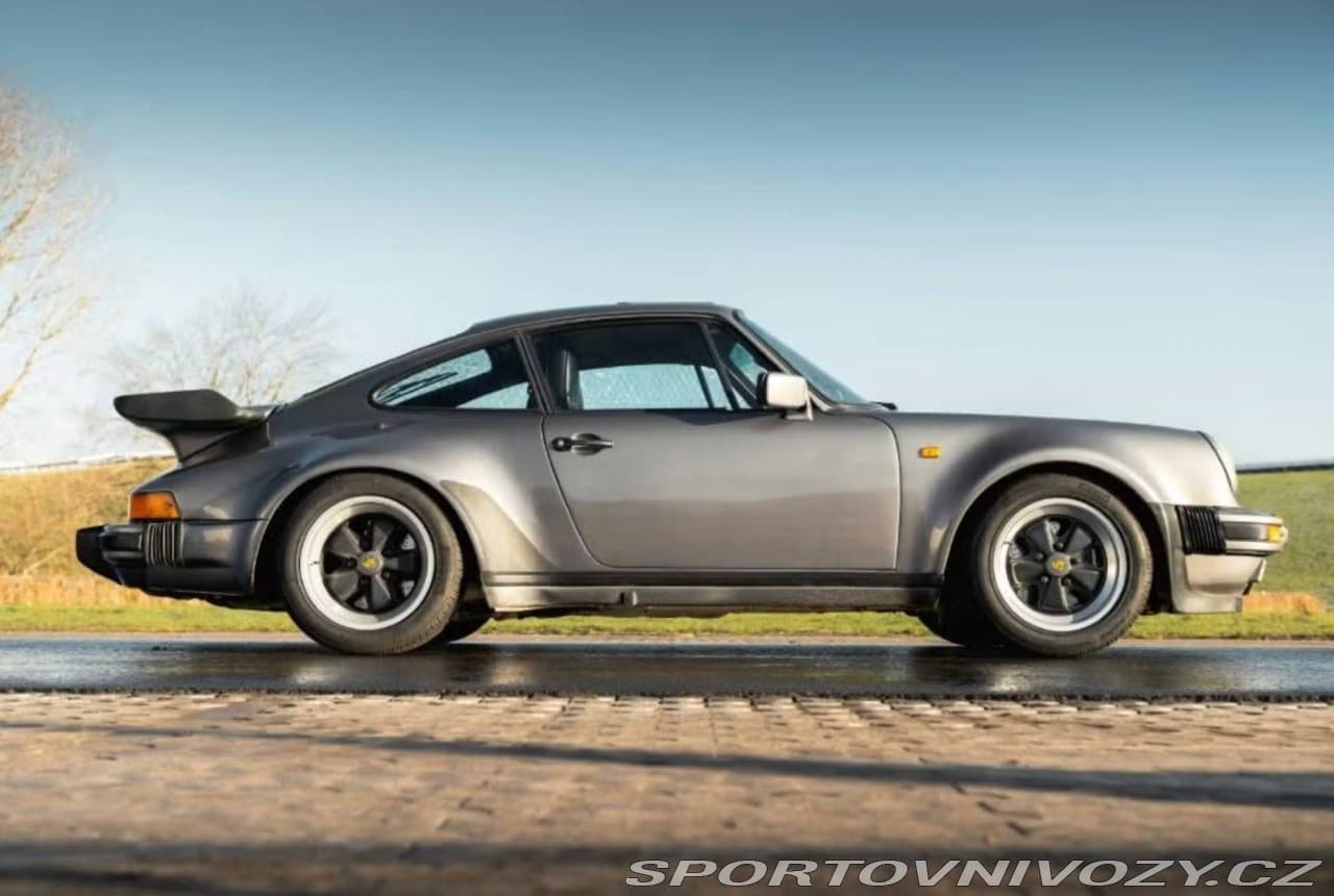 1985 Porsche 911 - 3