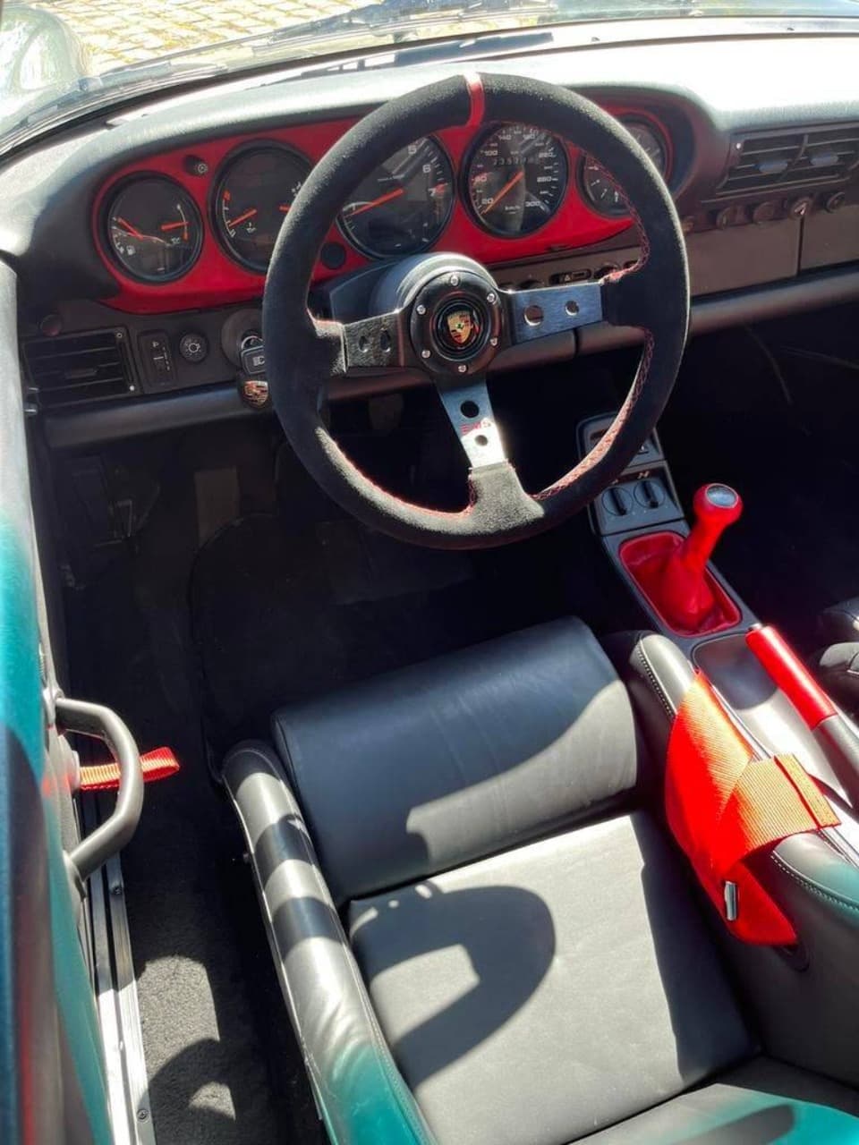 1990 Porsche 911 - 12