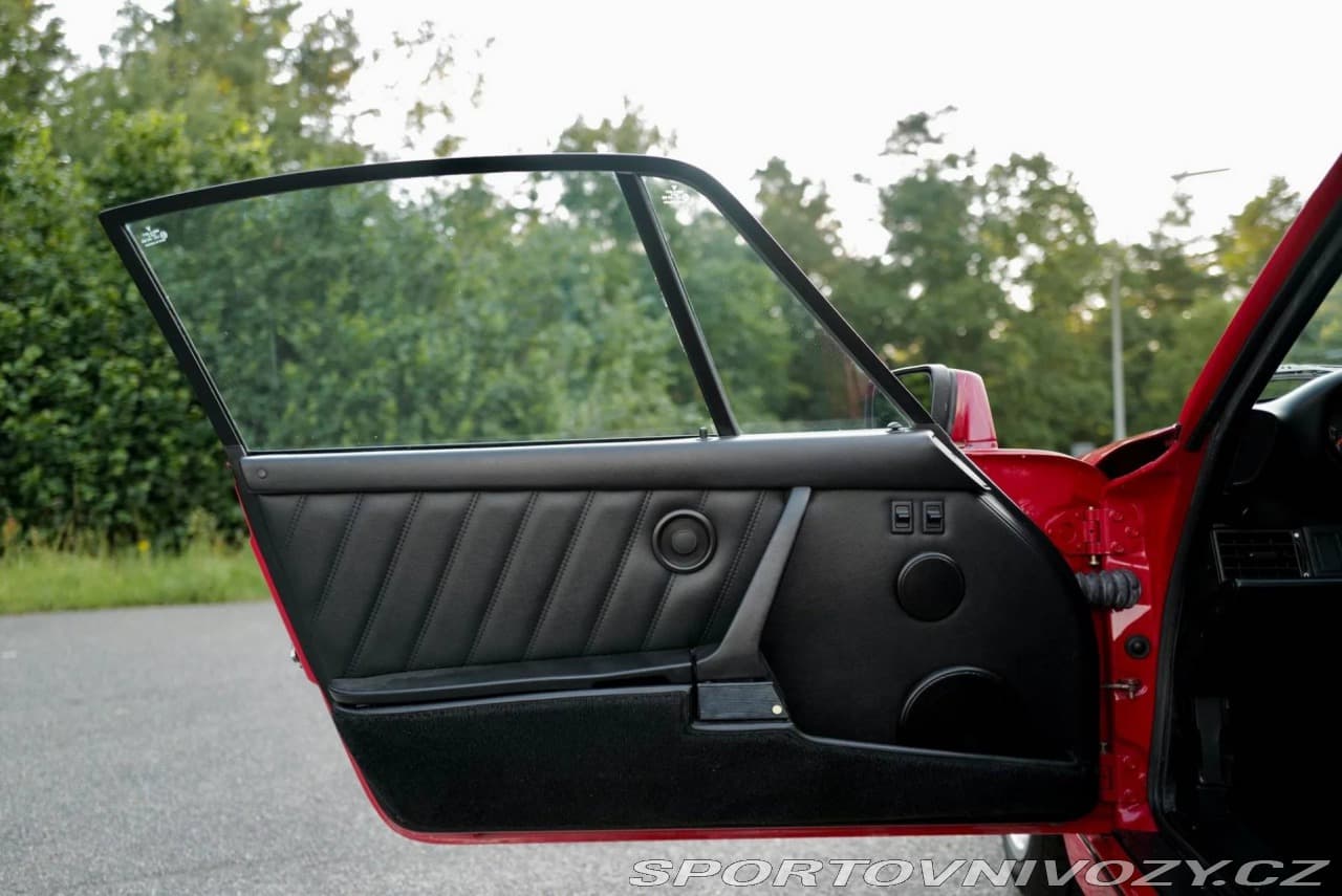 1989 Porsche CARRERA - 10