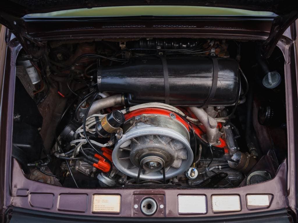 1983 Porsche 911 - 10