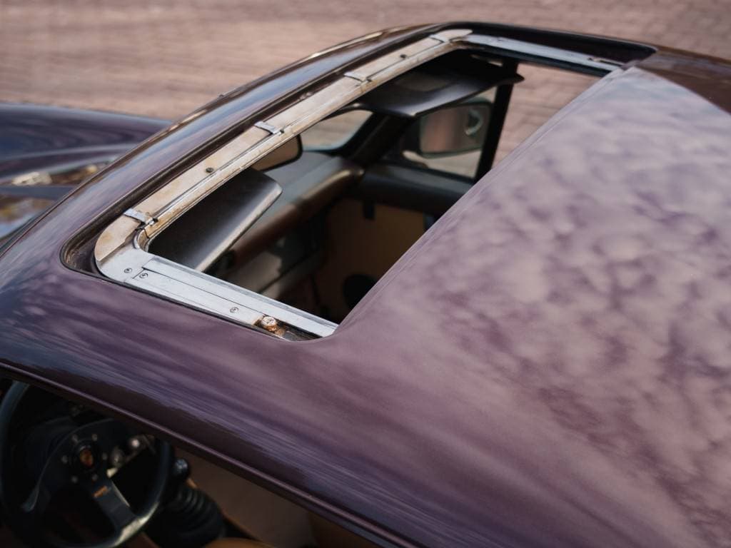 1983 Porsche 911 - 8
