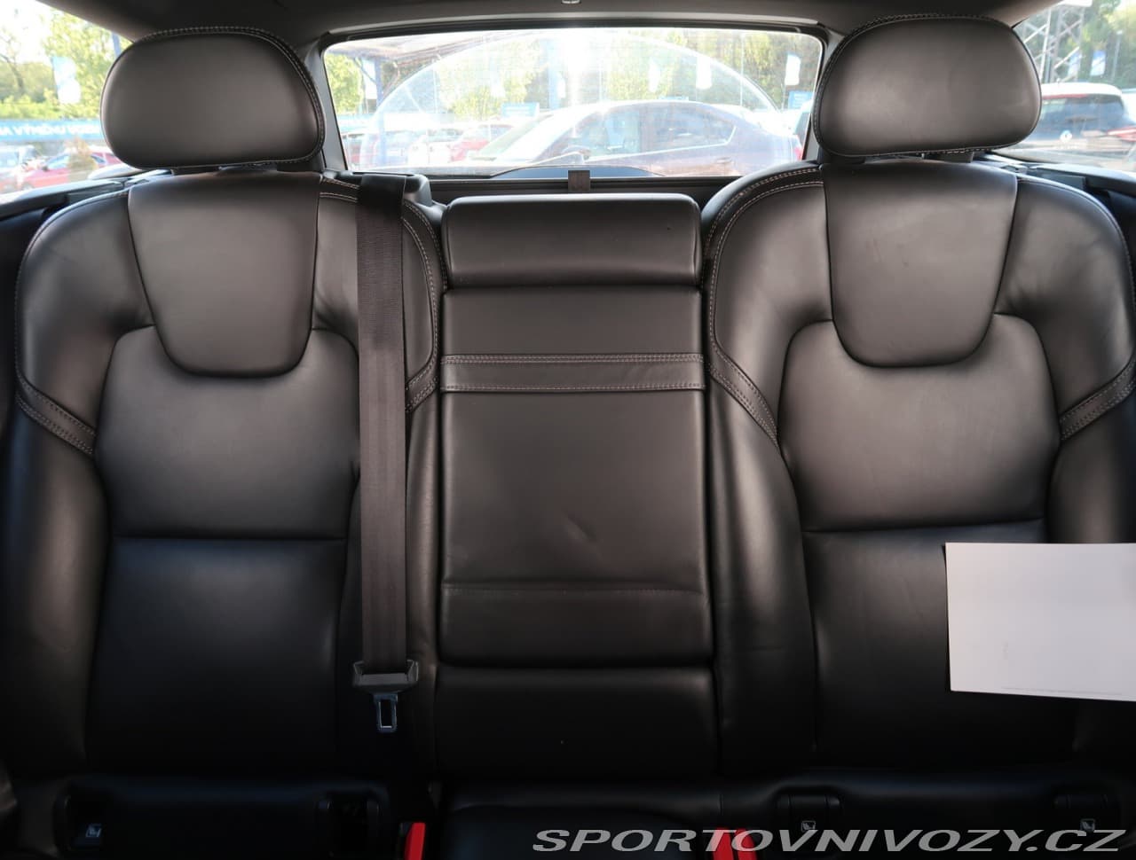 2016 Volvo V90 - 10
