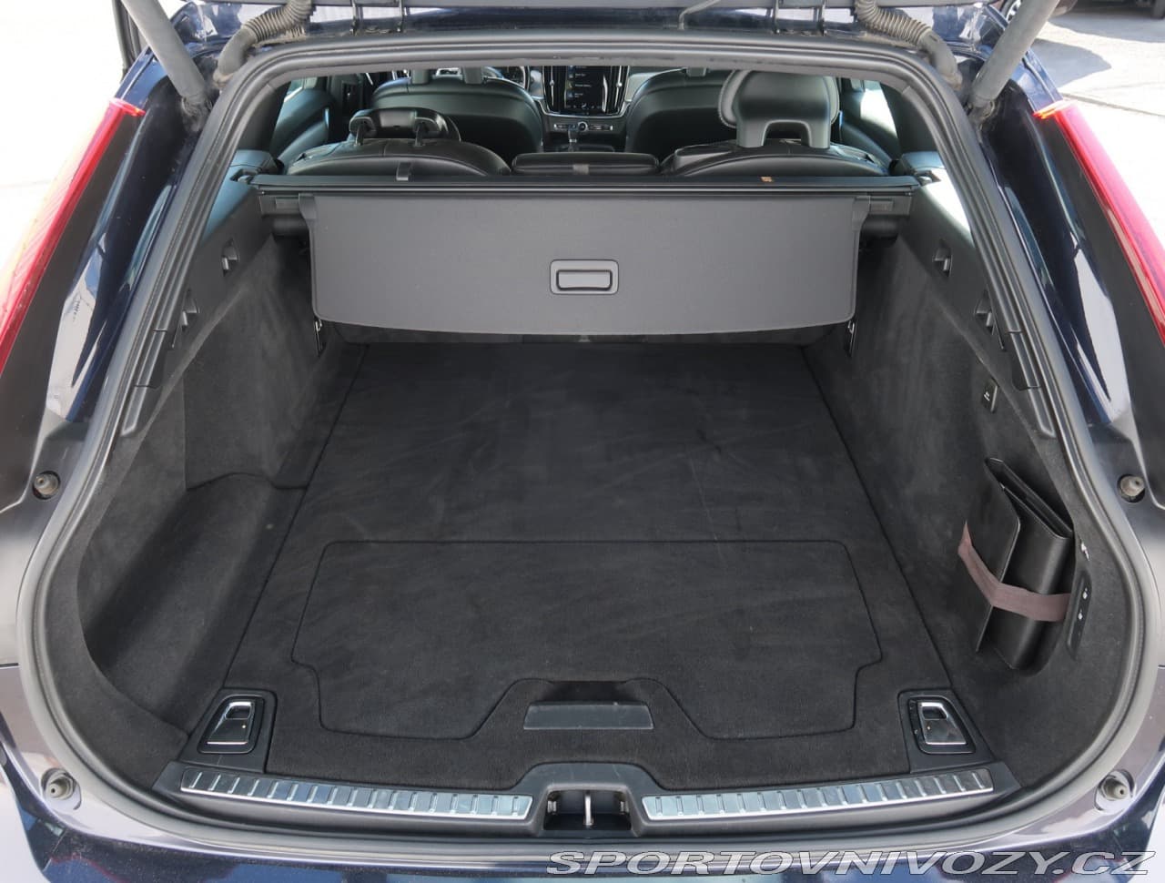 2016 Volvo V90 - 13