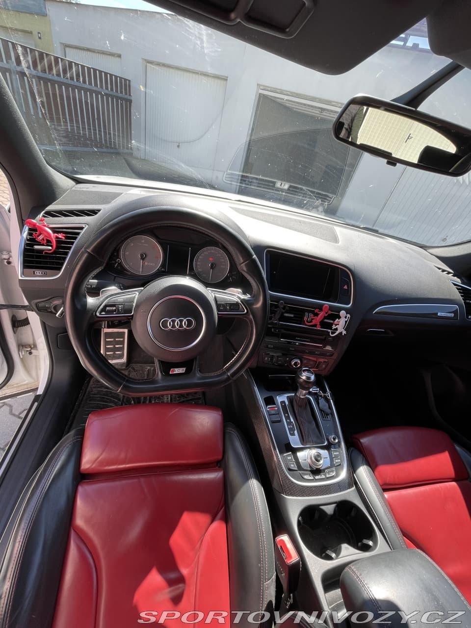 2015 Audi SQ5 - 12