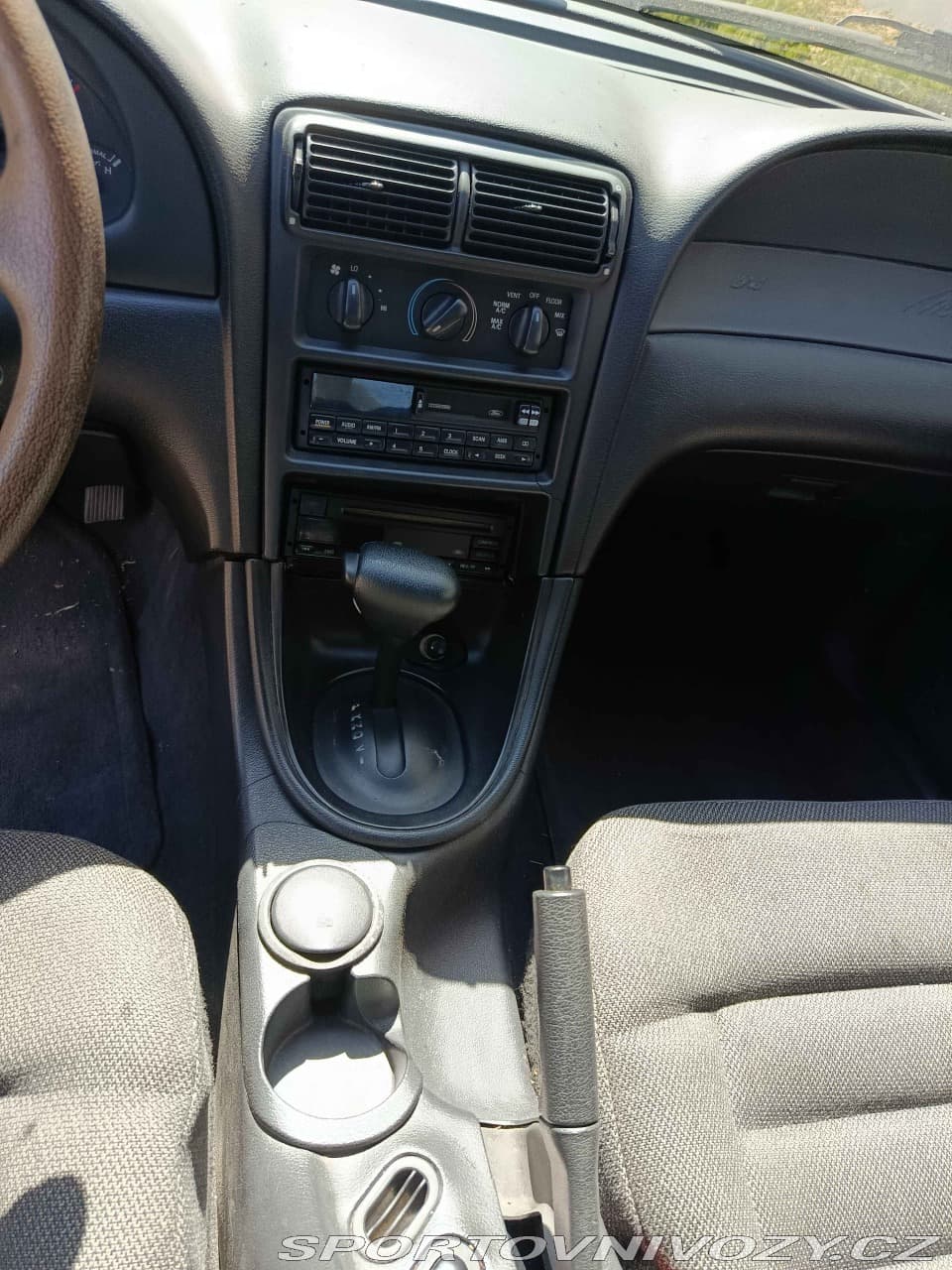 1998 Ford MUSTANG - 17