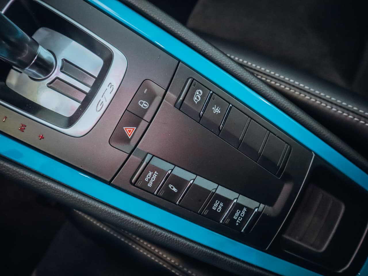 2018 Porsche 911 - 12