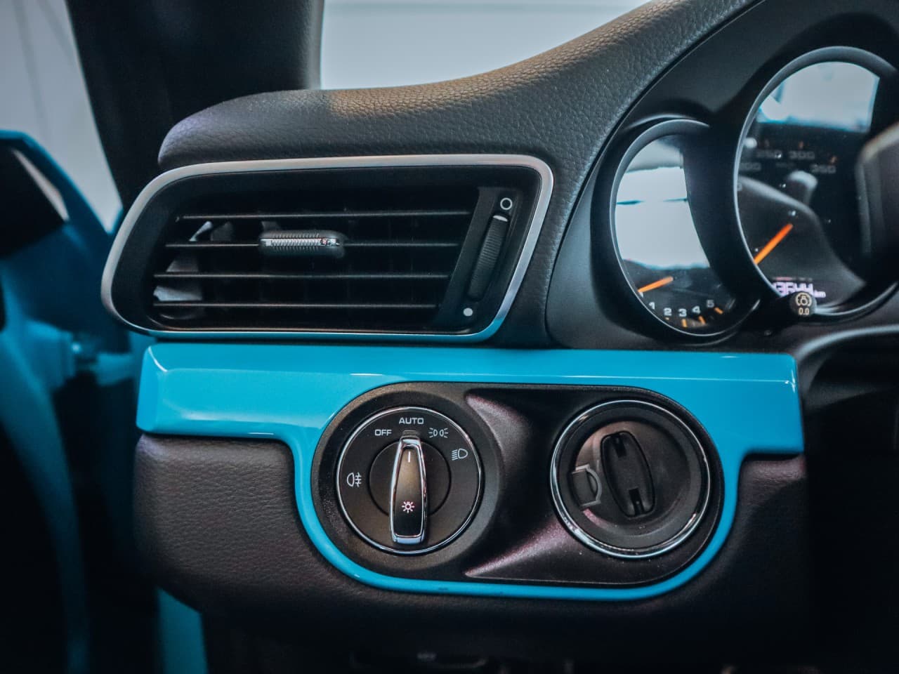 2018 Porsche 911 - 8
