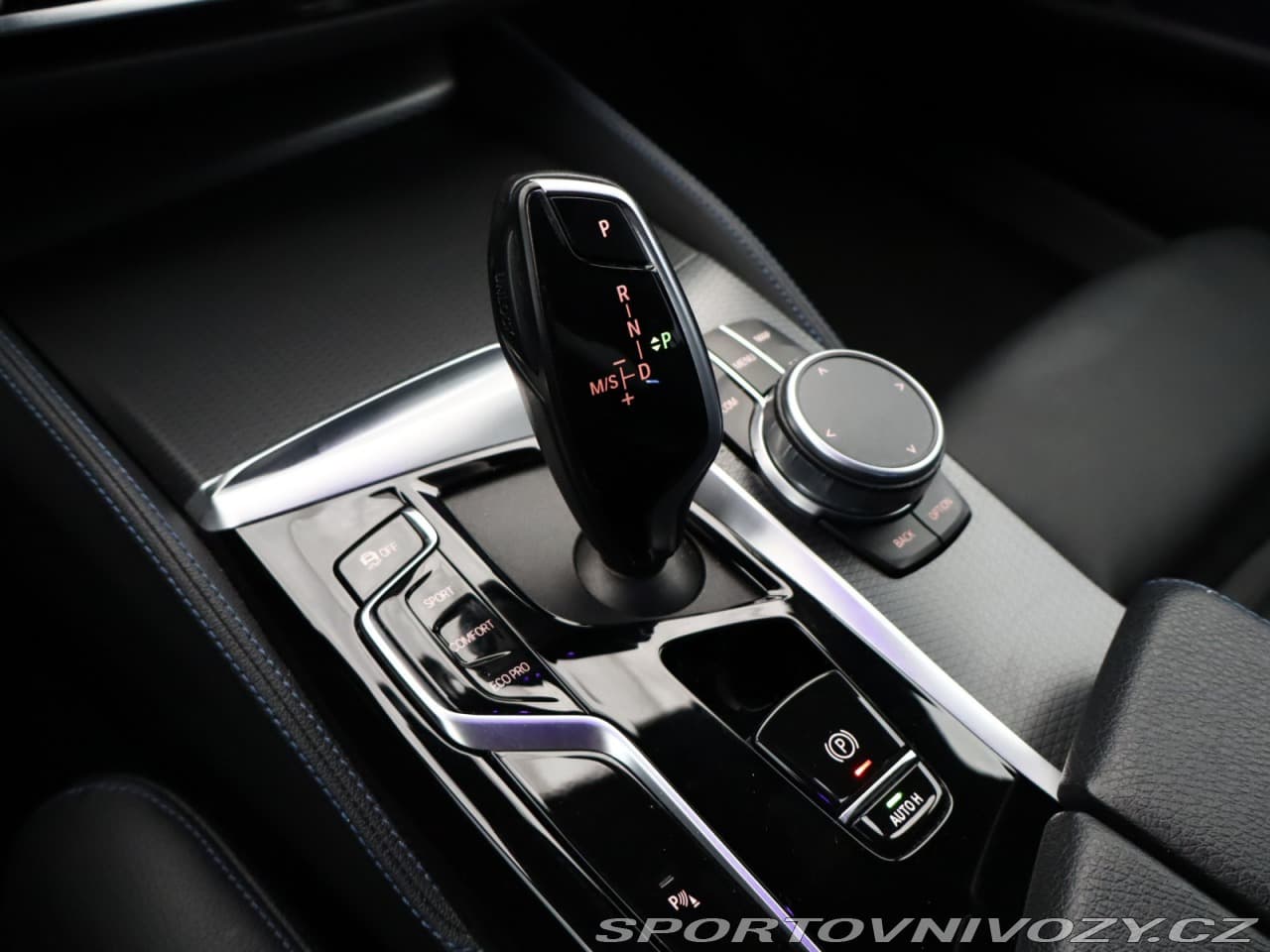 2021 BMW 5-SERIES - 11