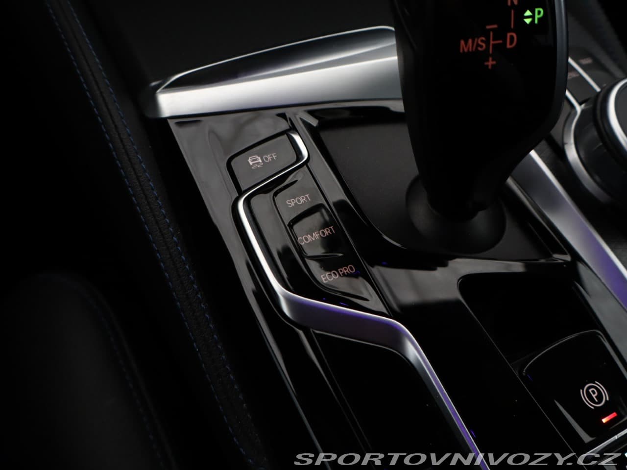 2021 BMW 5-SERIES - 17