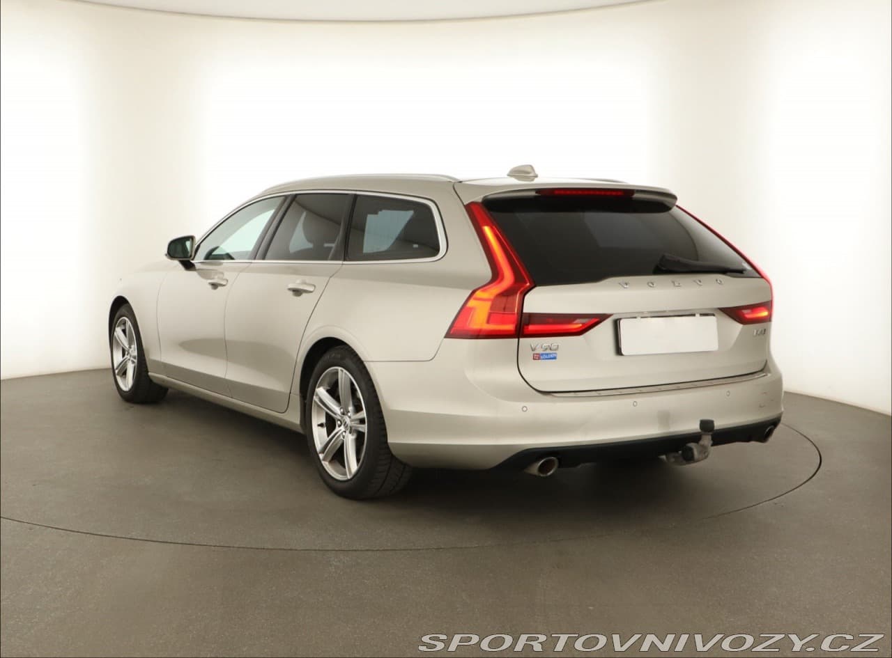 2017 Volvo V90 - 4