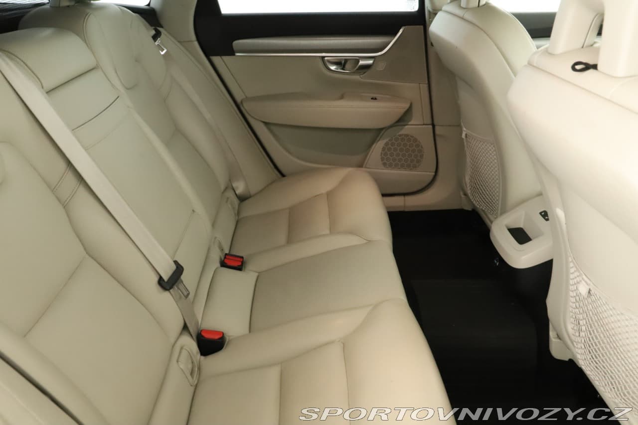 2017 Volvo V90 - 7