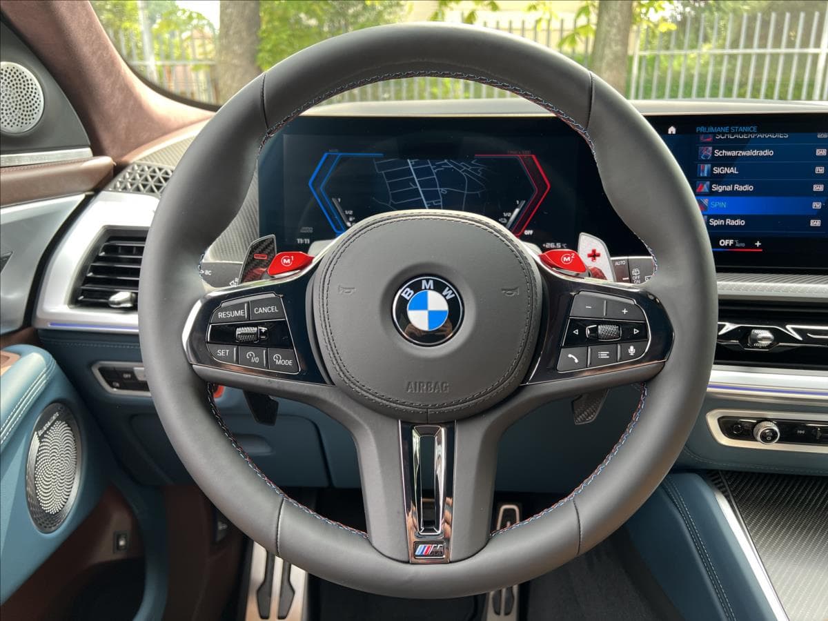 2023 BMW XM - 19