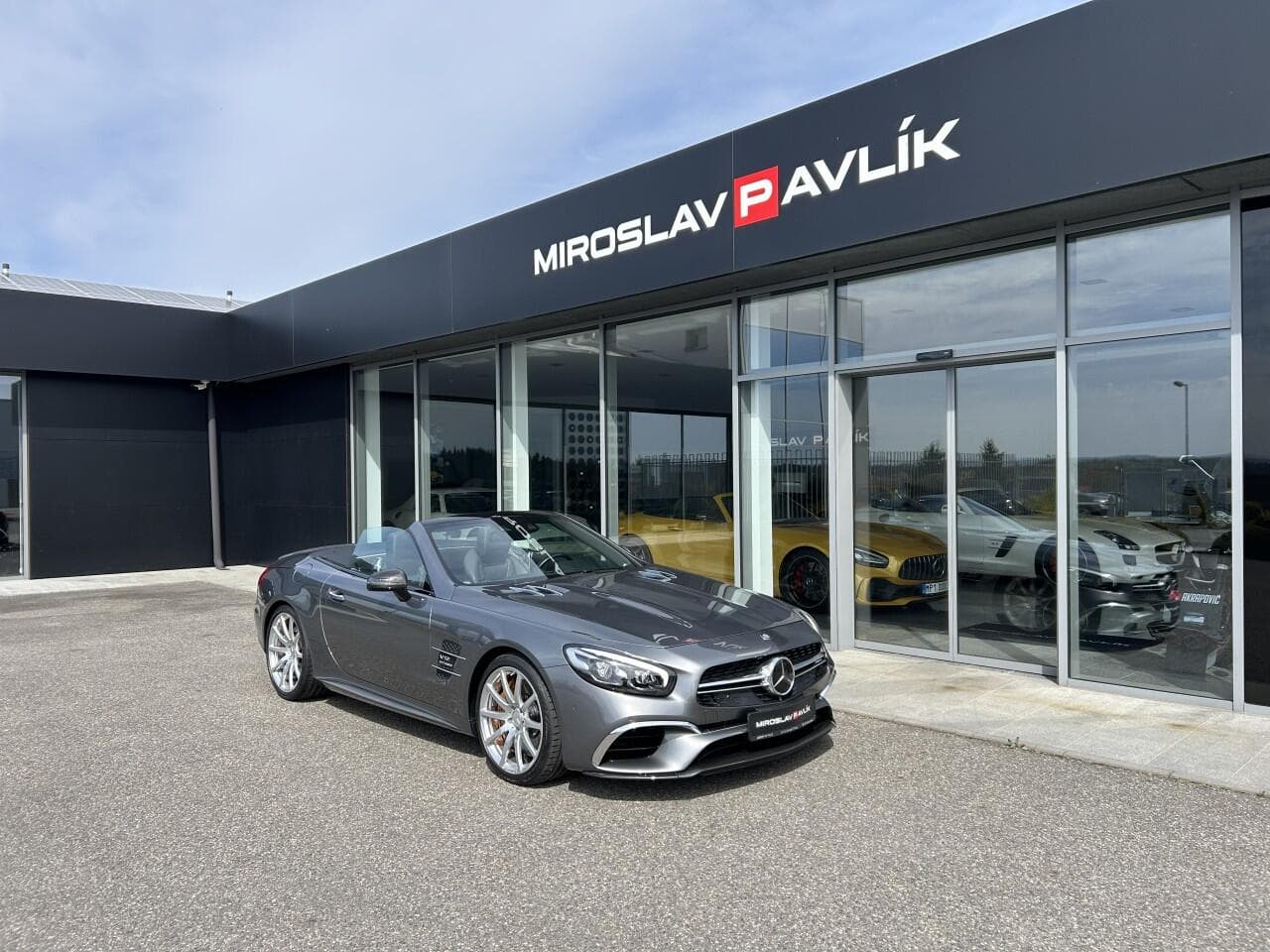2016 Mercedes-Benz SL - 2