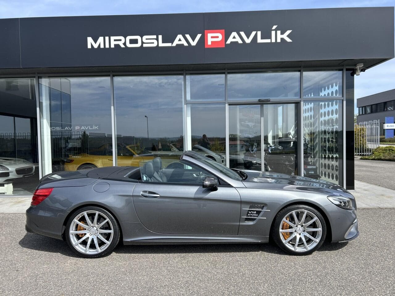 2016 Mercedes-Benz SL - 7