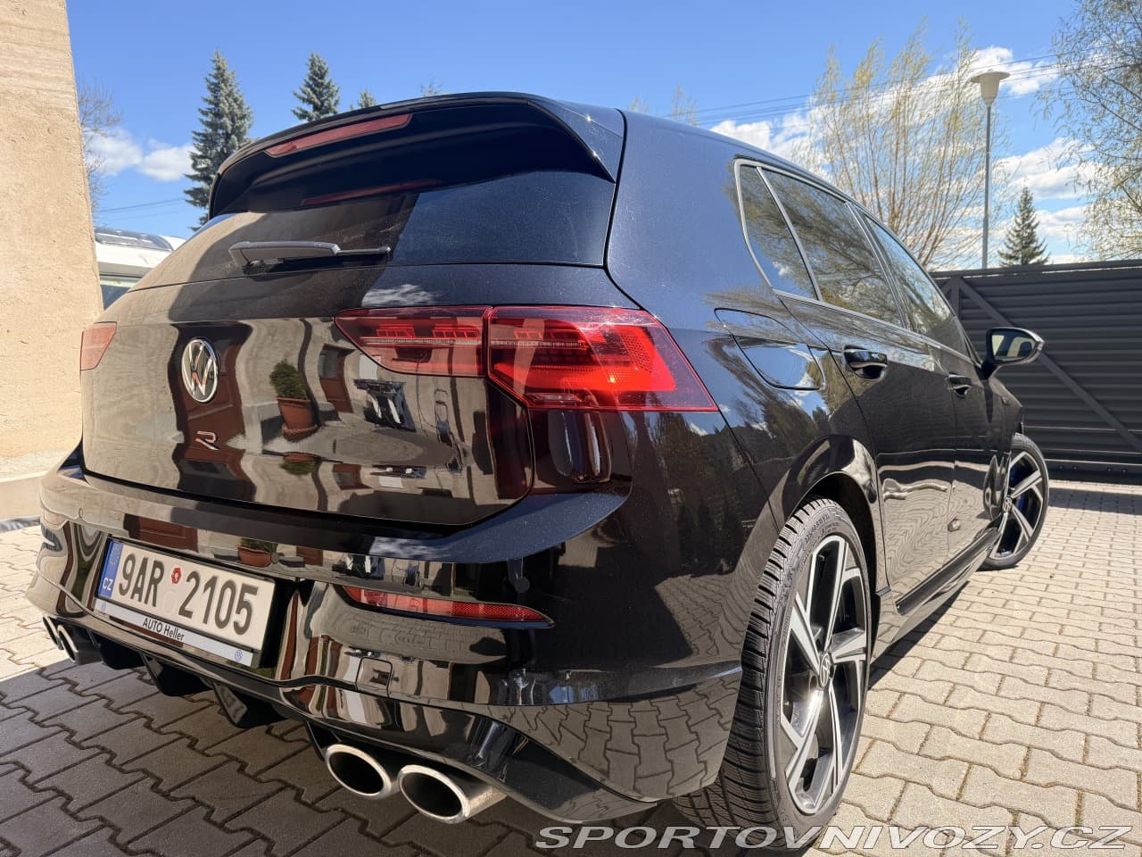 2023 Volkswagen GOLF - 2