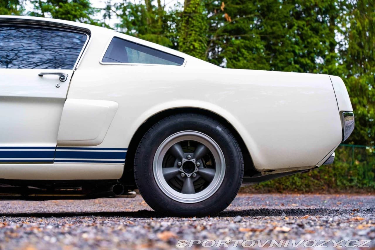 1966 Ford MUSTANG - 10