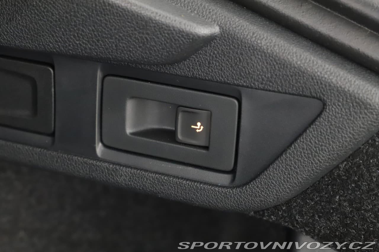 2025 Škoda OCTAVIA - 10