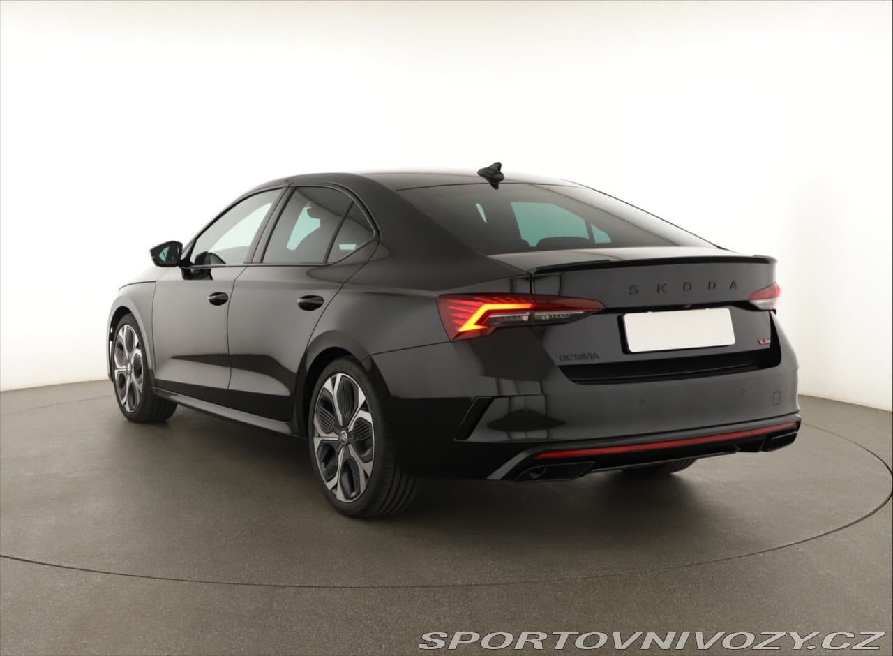 2025 Škoda OCTAVIA - 4