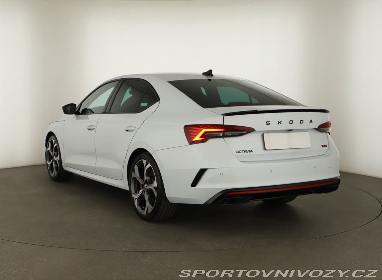 2024 Škoda OCTAVIA - 4