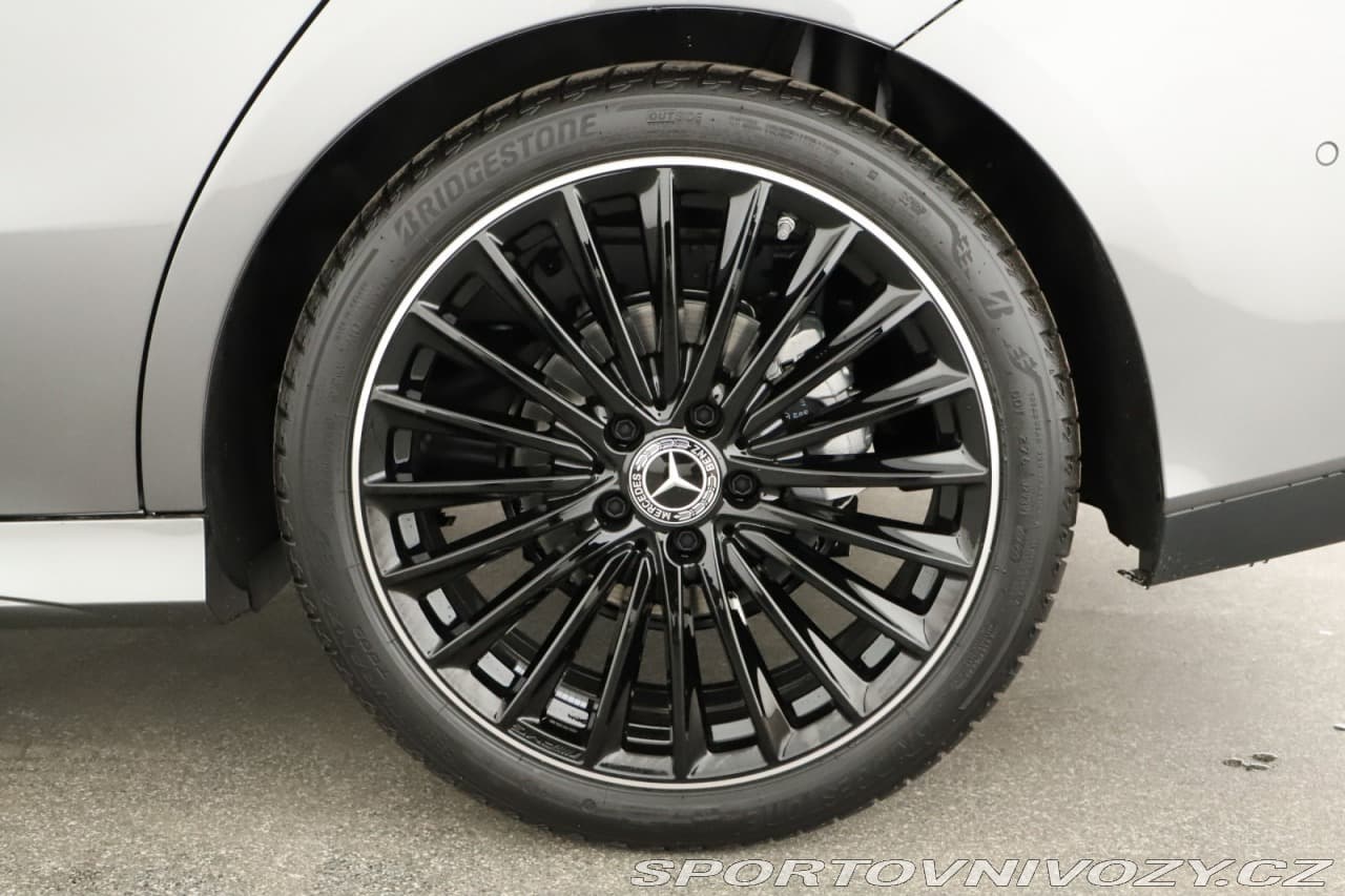 2025 Mercedes-Benz CLA - 12