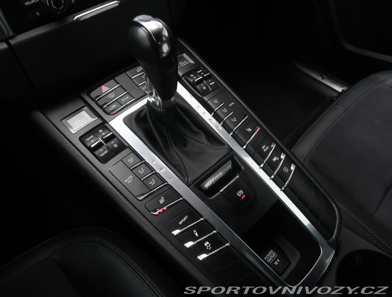 2014 Porsche MACAN - 13