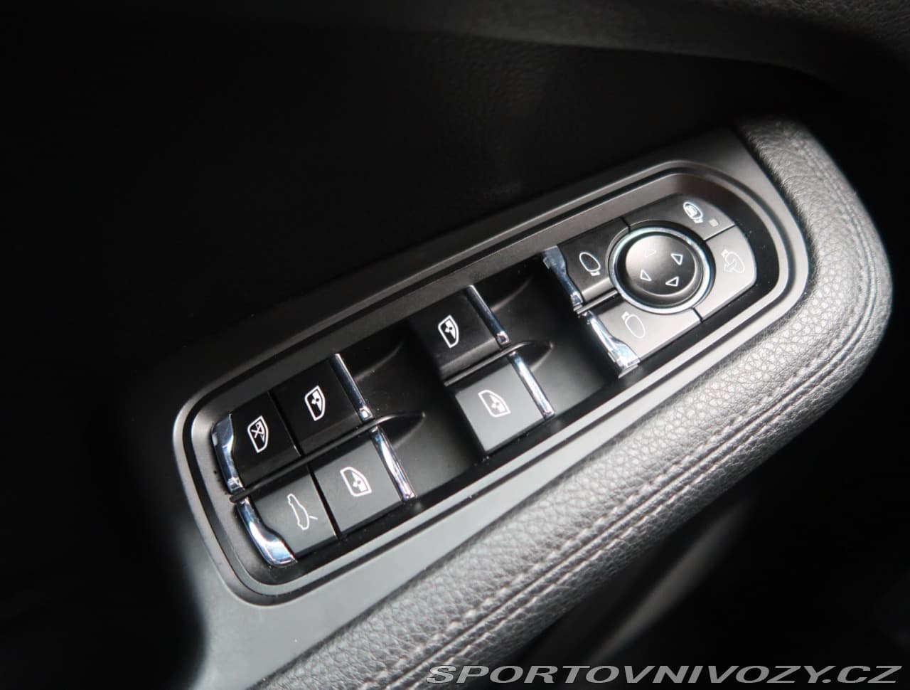2014 Porsche MACAN - 18