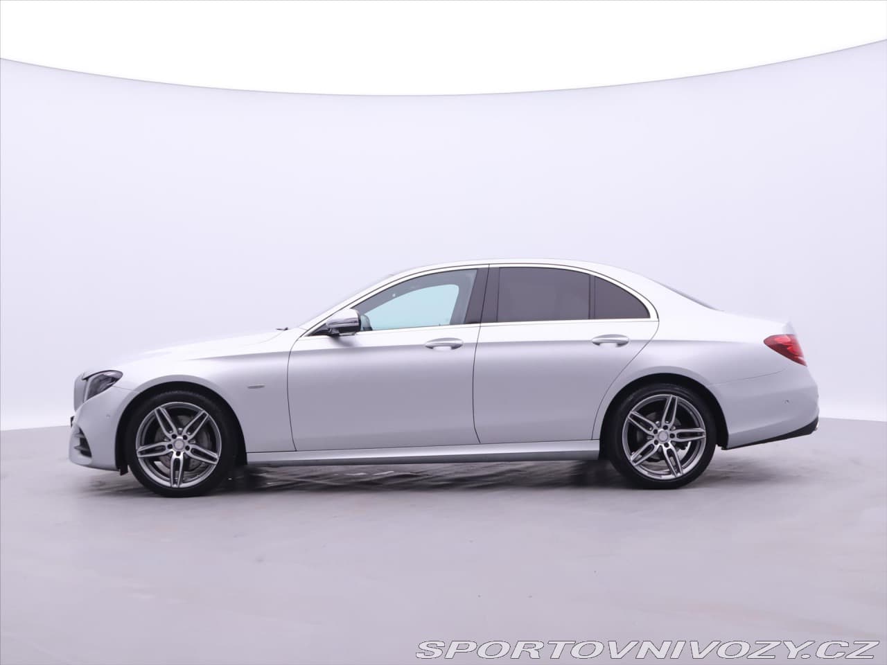 2016 Mercedes-Benz E-CLASS - 4