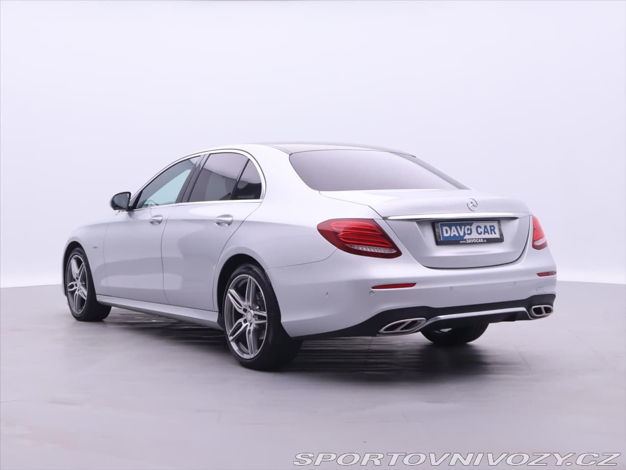 2016 Mercedes-Benz E-CLASS - 5