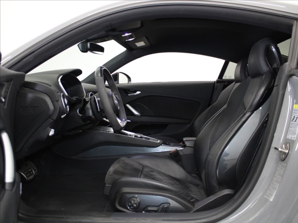 2022 Audi TT - 6