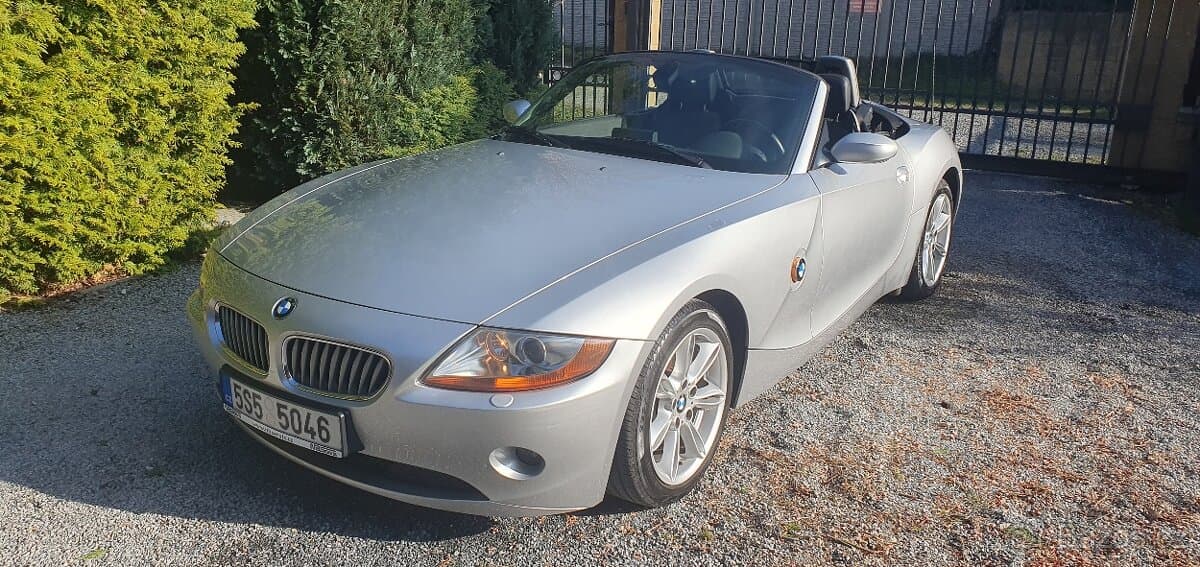 2005 BMW Z4 - 11