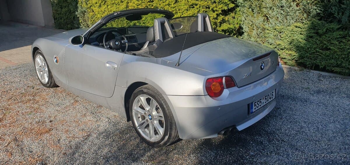 2005 BMW Z4 - 3
