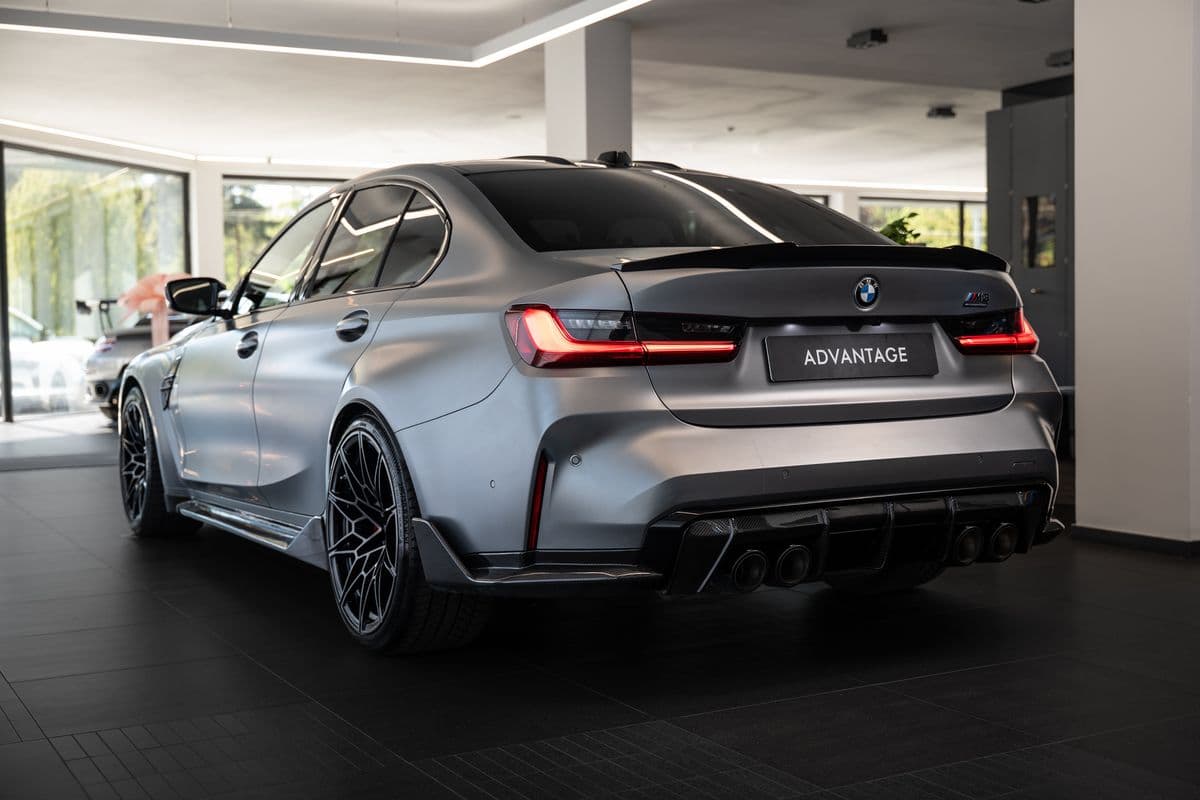 2025 BMW M3 - 4