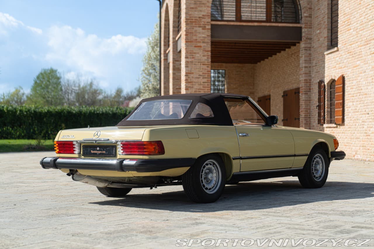 1977 Mercedes-Benz SL - 10
