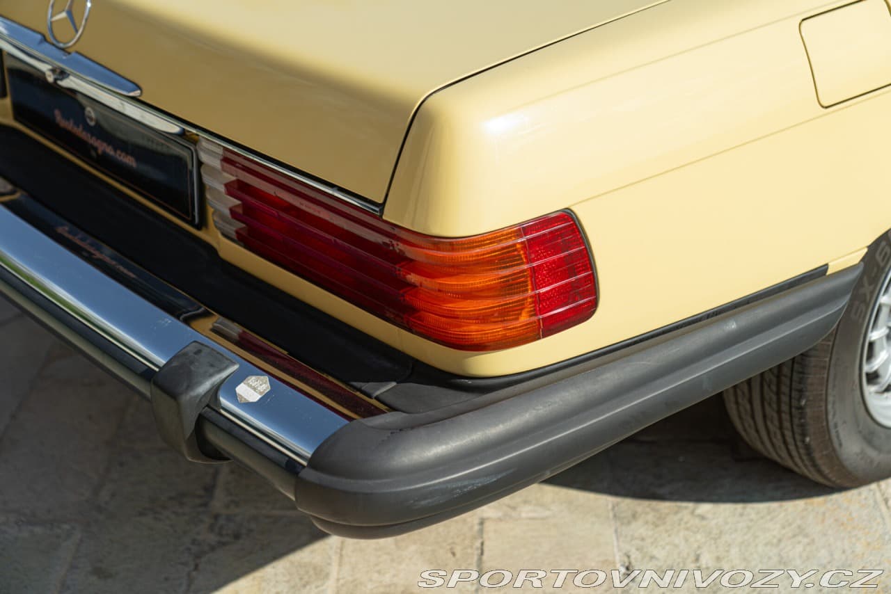 1977 Mercedes-Benz SL - 19