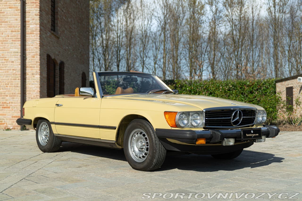 1977 Mercedes-Benz SL - 2