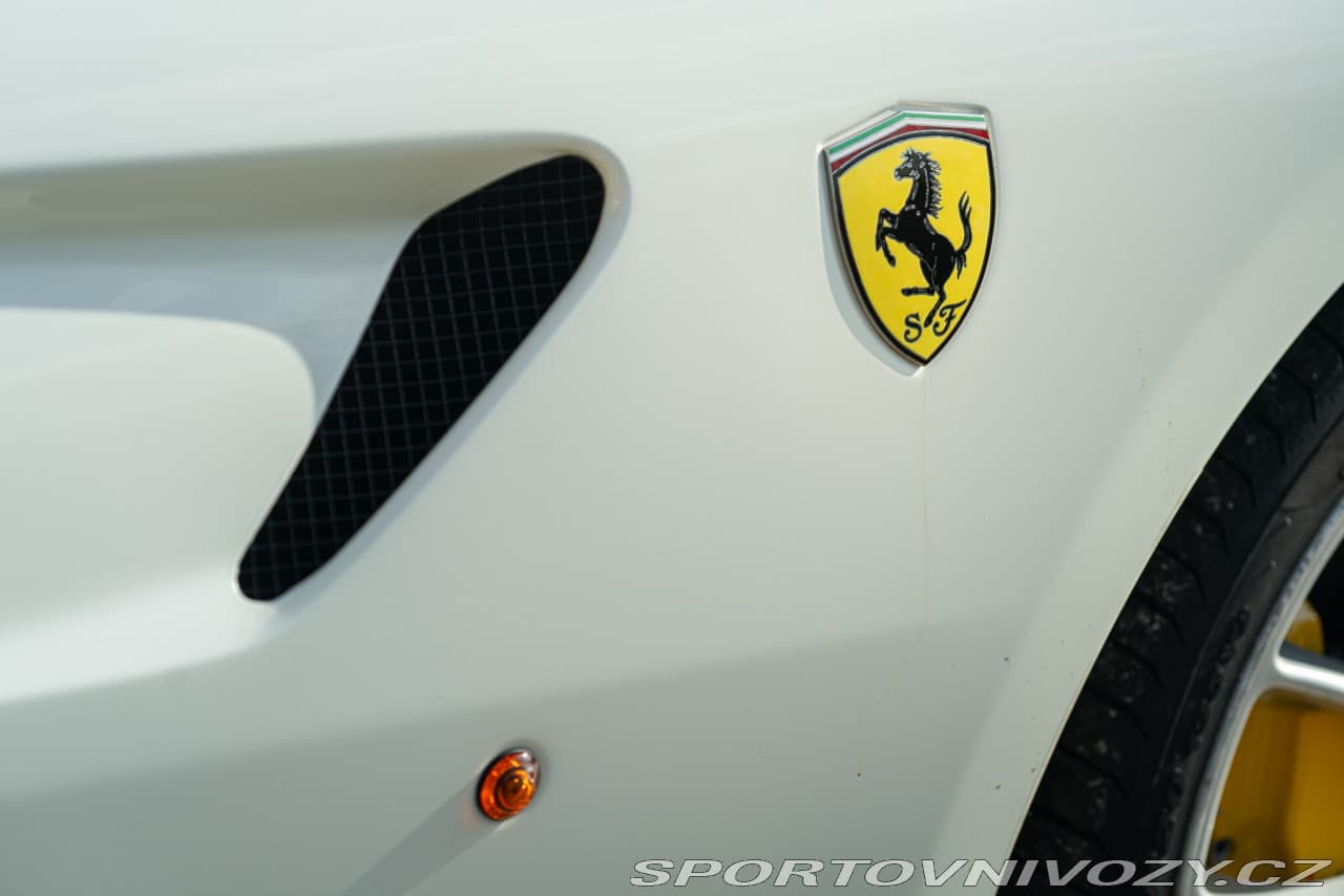 2008 Ferrari 599 - 10