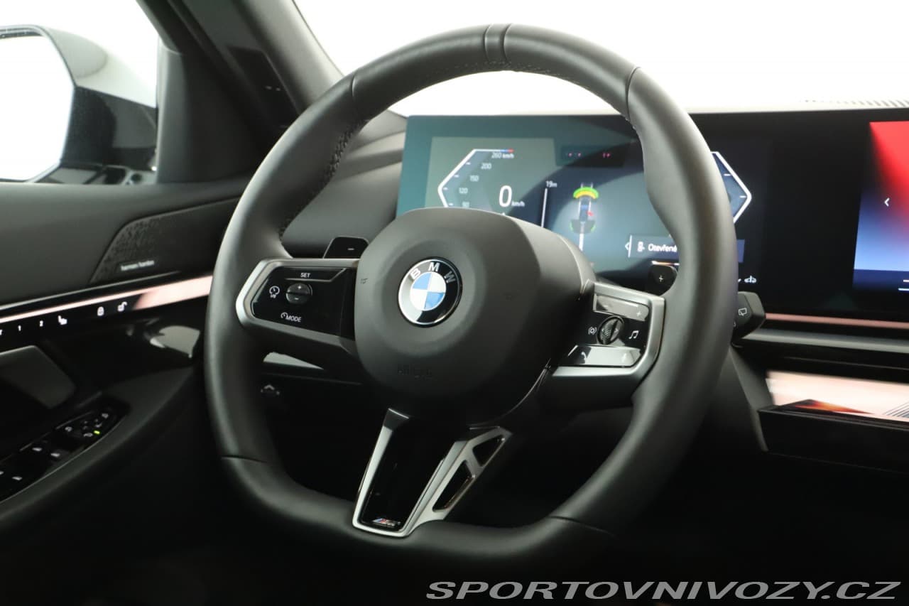 2025 BMW 5-SERIES - 17