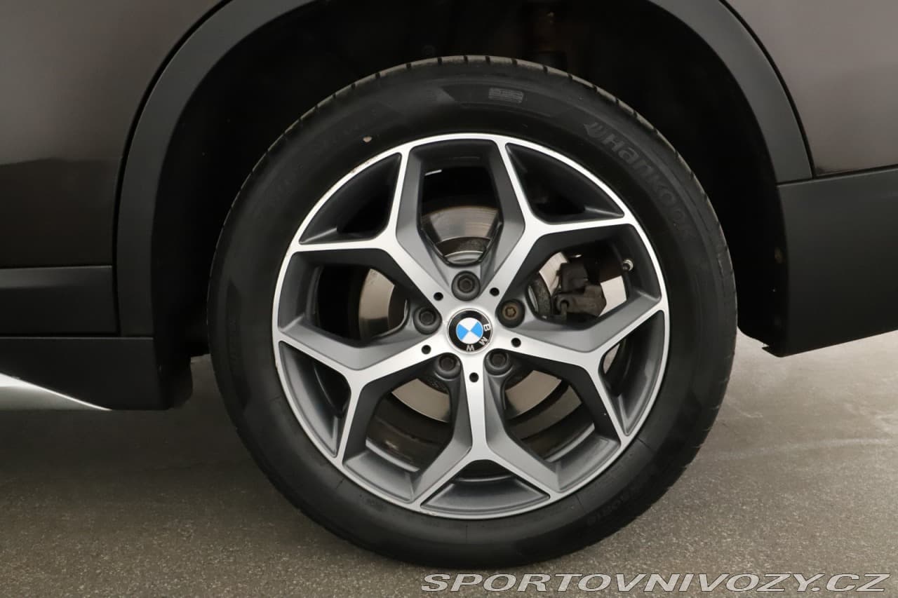 2017 BMW X1 - 19