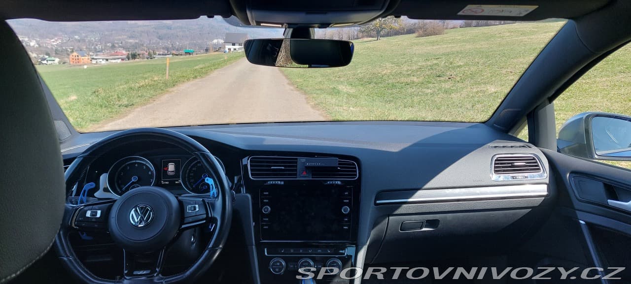 2018 Volkswagen GOLF - 11