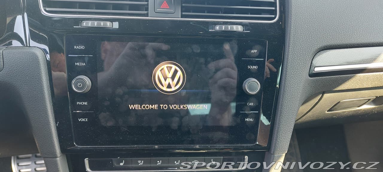 2018 Volkswagen GOLF - 17