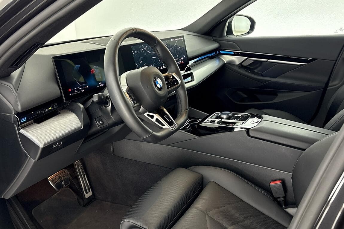 2025 BMW 5-SERIES - 6