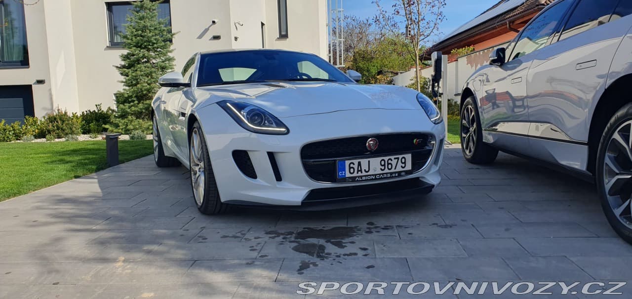2016 Jaguar F-TYPE - 11