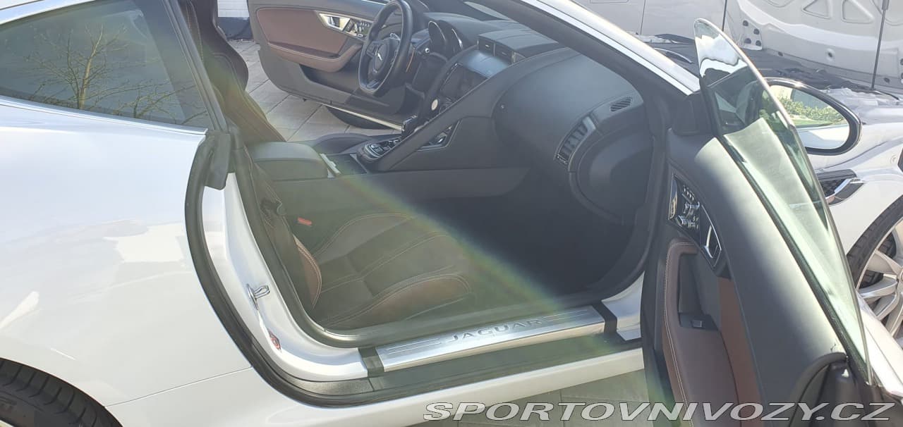 2016 Jaguar F-TYPE - 5