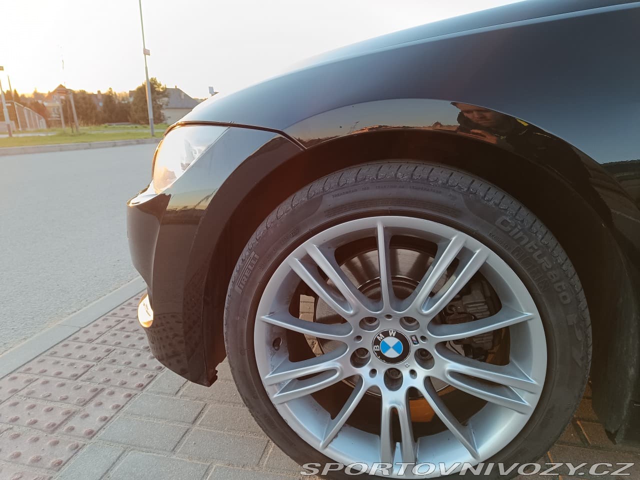 2010 BMW 3-SERIES - 12