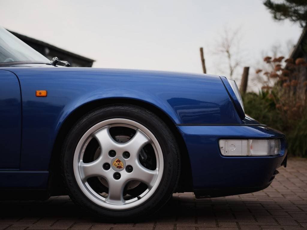 1992 Porsche CARRERA - 11